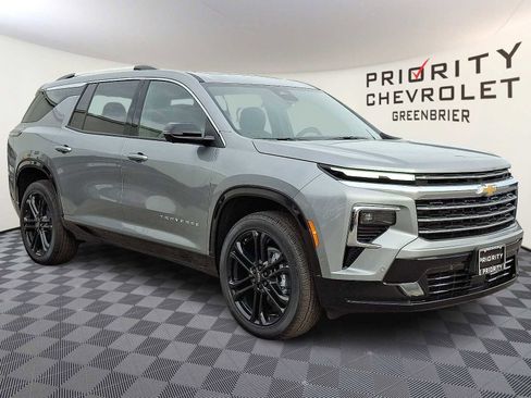 New 2026 Chevrolet Traverse High Country image 3