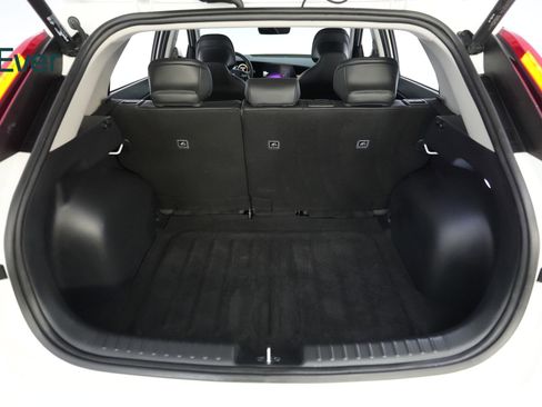 Used 2023 Kia Niro Wave FWD image 8