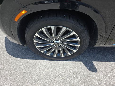 Used 2023 Hyundai Palisade Calligraphy FWD image 9