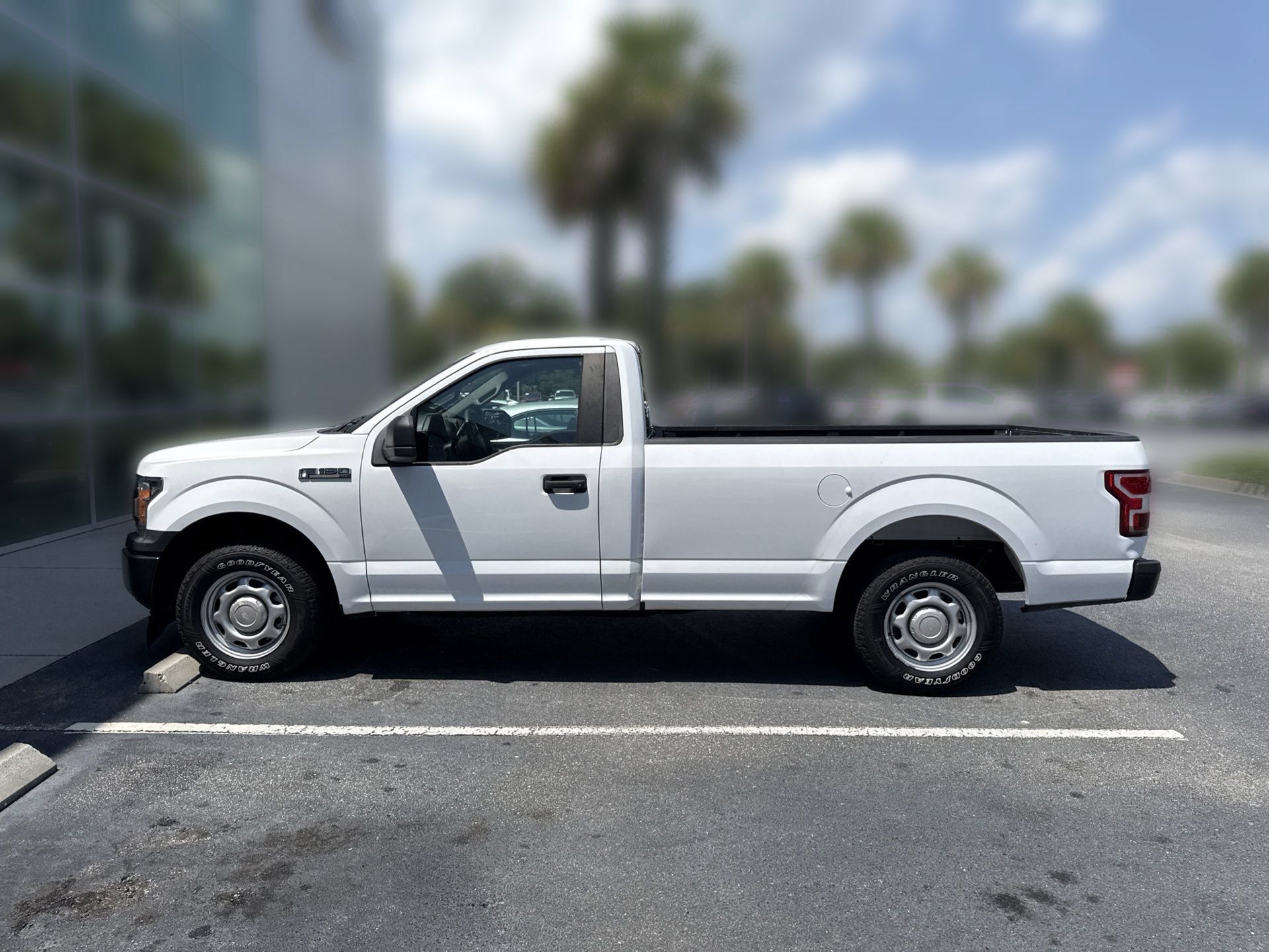 Certified 2019 Ford F150 XL w/ Trailer Tow Package RWD image 8