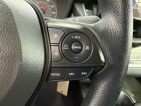 Used 2024 Toyota Corolla LE FWD image 17