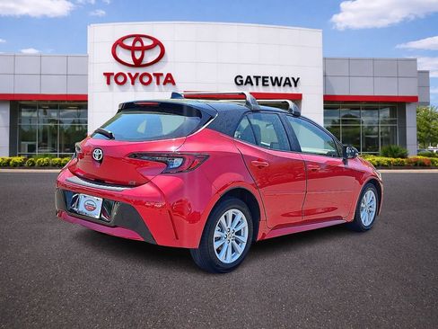 Used 2023 Toyota Corolla SE FWD image 5