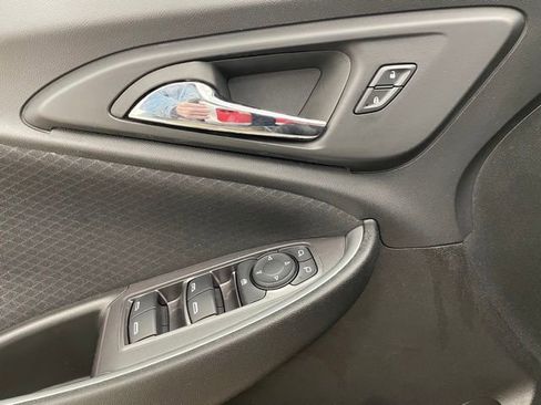 Used 2023 Chevrolet Malibu LT image 10