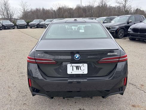 New 2026 BMW 550e xDrive w/ Executive Package AWD/4WD image 6