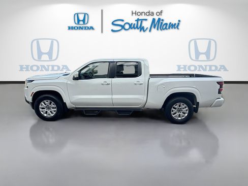Used 2024 Nissan Frontier SV w/ Technology Package image 4