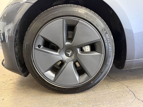 Used 2023 Tesla Model 3 Standard Range RWD image 30