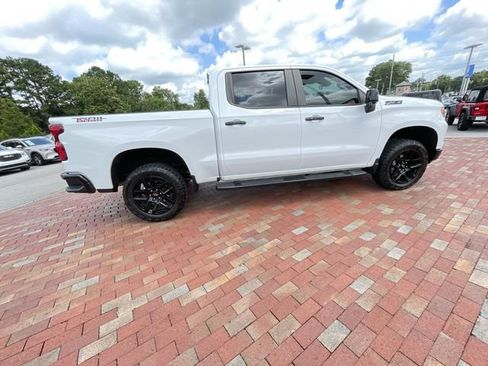 Used 2024 Chevrolet Silverado 1500 LT Trail Boss w/ LT Trail Boss Premium Package AWD/4WD image 36