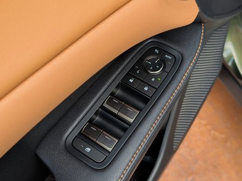 Certified 2025 Lexus RX 350 Premium image 9