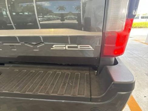 Used 2019 Ford F250 Lariat w/ Lariat Ultimate Package AWD/4WD image 6