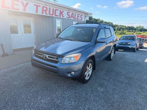 Used 2008 Toyota RAV4 Limited AWD/4WD image 3