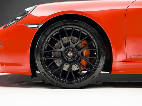 Used 2016 Porsche 911 Carrera GTS w/ GTS Interior Package RWD image 21