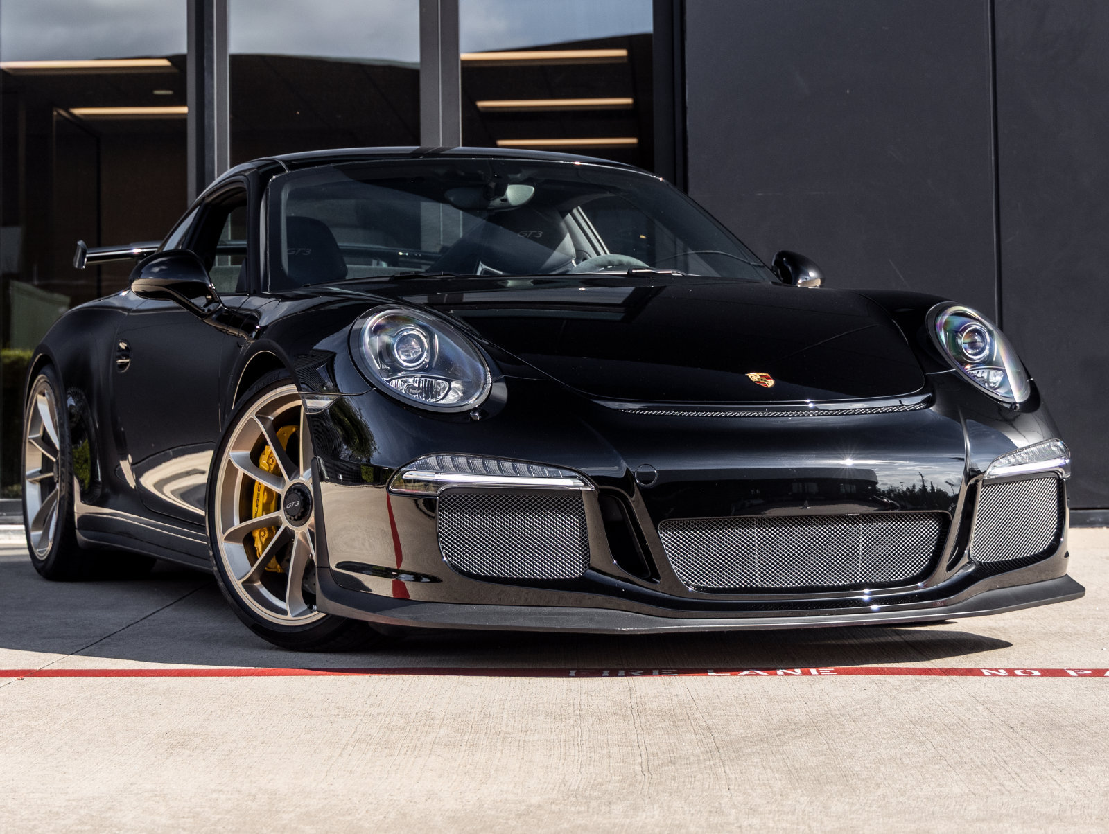 Used 2015 Porsche 911 GT3 RWD image 6