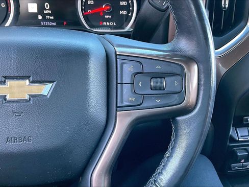 Used 2022 Chevrolet Silverado 1500 High Country w/ Technology Package image 18