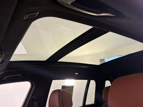 Certified 2025 BMW X7 M60i image 14