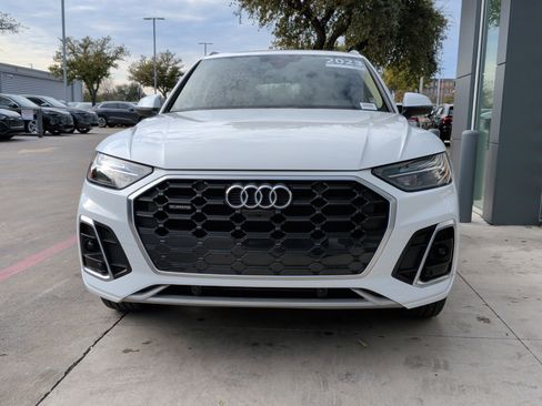 Used 2023 Audi Q5 2.0T Premium Plus w/ Premium Plus Package image 3