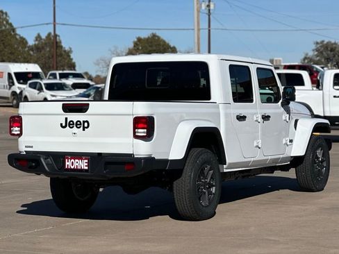 New 2026 Jeep Gladiator Sport image 3
