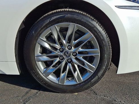 Certified 2020 Lexus LS 500 AWD w/ Interior Upgrade Package image 8