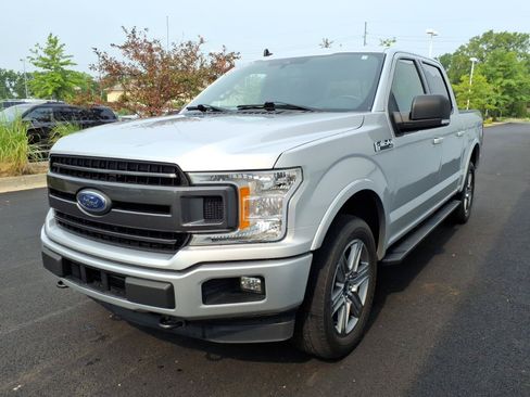 Used 2019 Ford F150 XLT w/ Equipment Group 302A Luxury AWD/4WD image 3