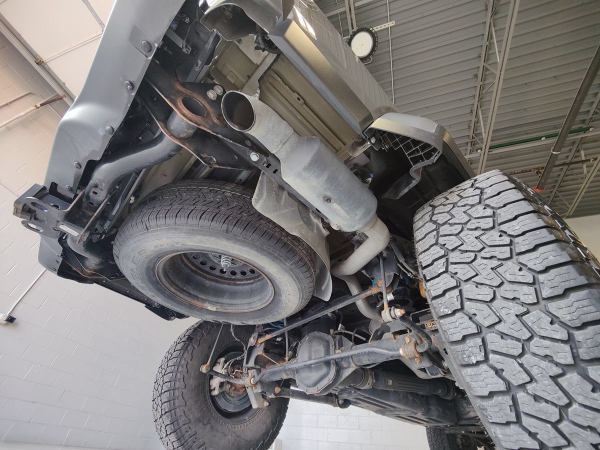 Used 2021 Jeep Gladiator Overland w/ Popular Equipment Package AWD/4WD image 11