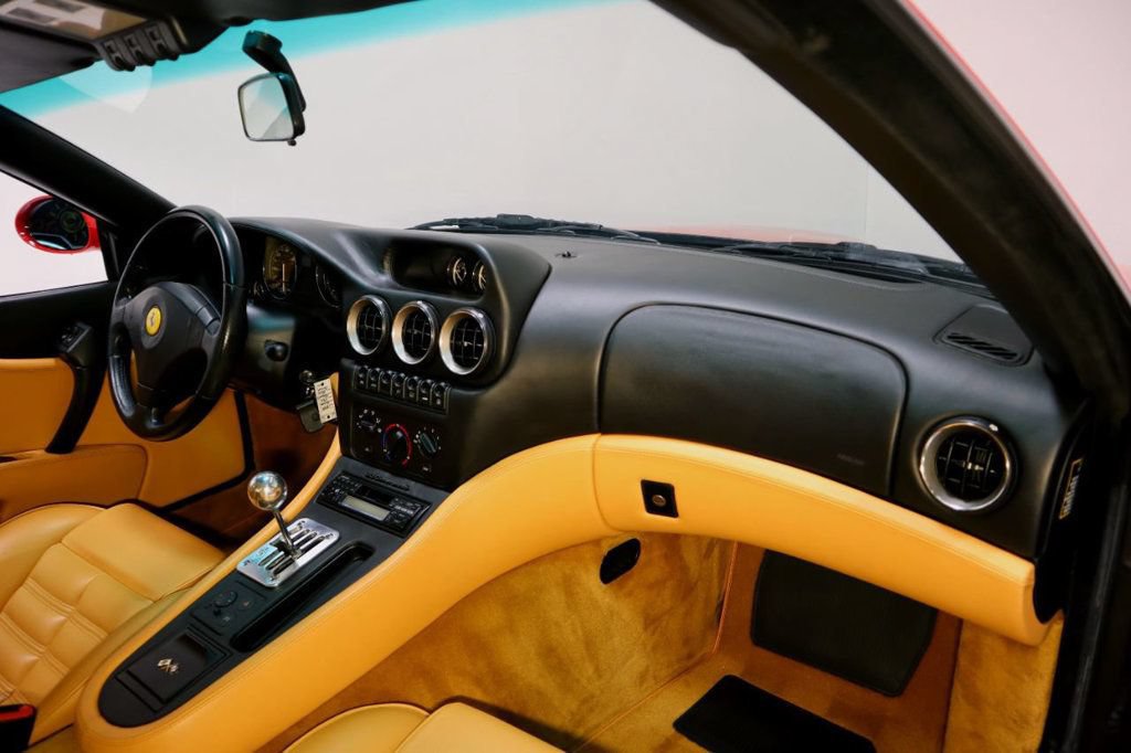 Used 1999 Ferrari 550 Maranello Coupe RWD image 30