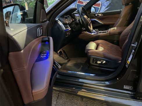 Used 2023 BMW X6 M50i w/ Executive Package image 14