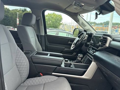 Used 2024 Toyota Tundra SR5 w/ SR5 Convenience Package AWD/4WD image 9