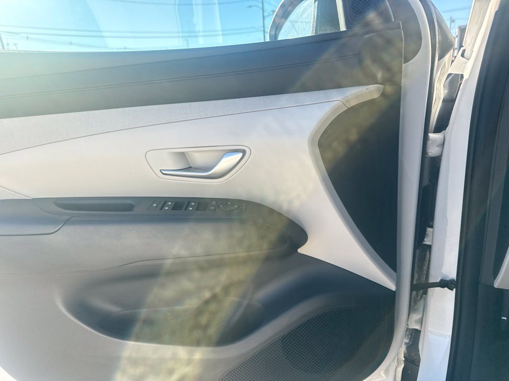 Used 2025 Hyundai Tucson SEL AWD/4WD image 14