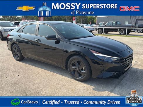 Used 2023 Hyundai Elantra SEL FWD image 10
