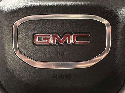 Used 2024 GMC Sierra 1500 Elevation image 24