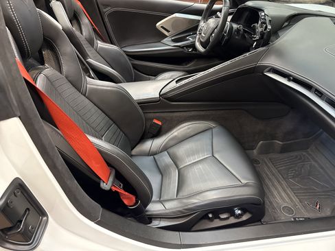 Used 2023 Chevrolet Corvette Stingray Premium Conv w/ Z51 Performance Package image 14