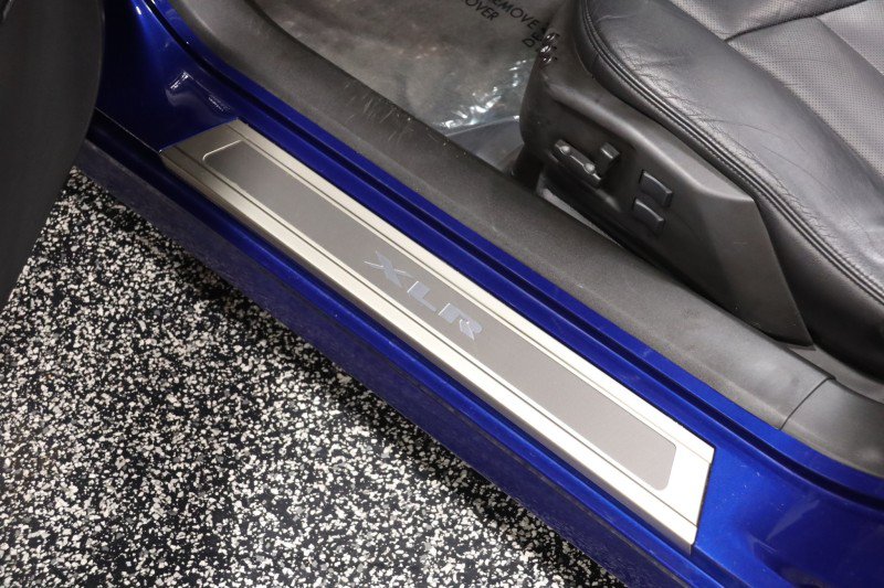Used 2006 Cadillac XLR RWD image 38
