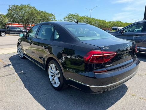 Used 2019 Volkswagen Passat 2.0T Wolfsburg FWD image 3