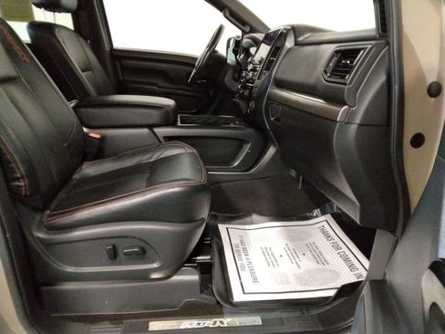 Used 2023 Nissan Titan PRO-4X w/ Pro-4x Convenience Package image 43