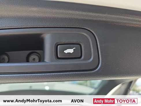 Used 2022 Honda Pilot Elite image 37