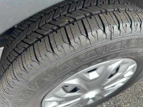 Used 2017 Ford Transit 150 XL image 21