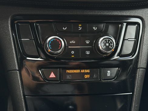 Used 2017 Buick Encore Sport Touring image 36