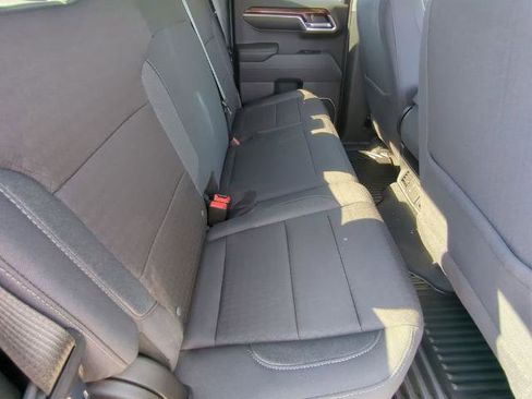 Certified 2024 GMC Sierra 1500 SLE image 17