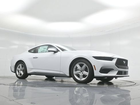 New 2026 Ford Mustang Coupe RWD image 3