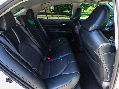 Used 2022 Toyota Camry XSE w/ Cold Weather Package image 41