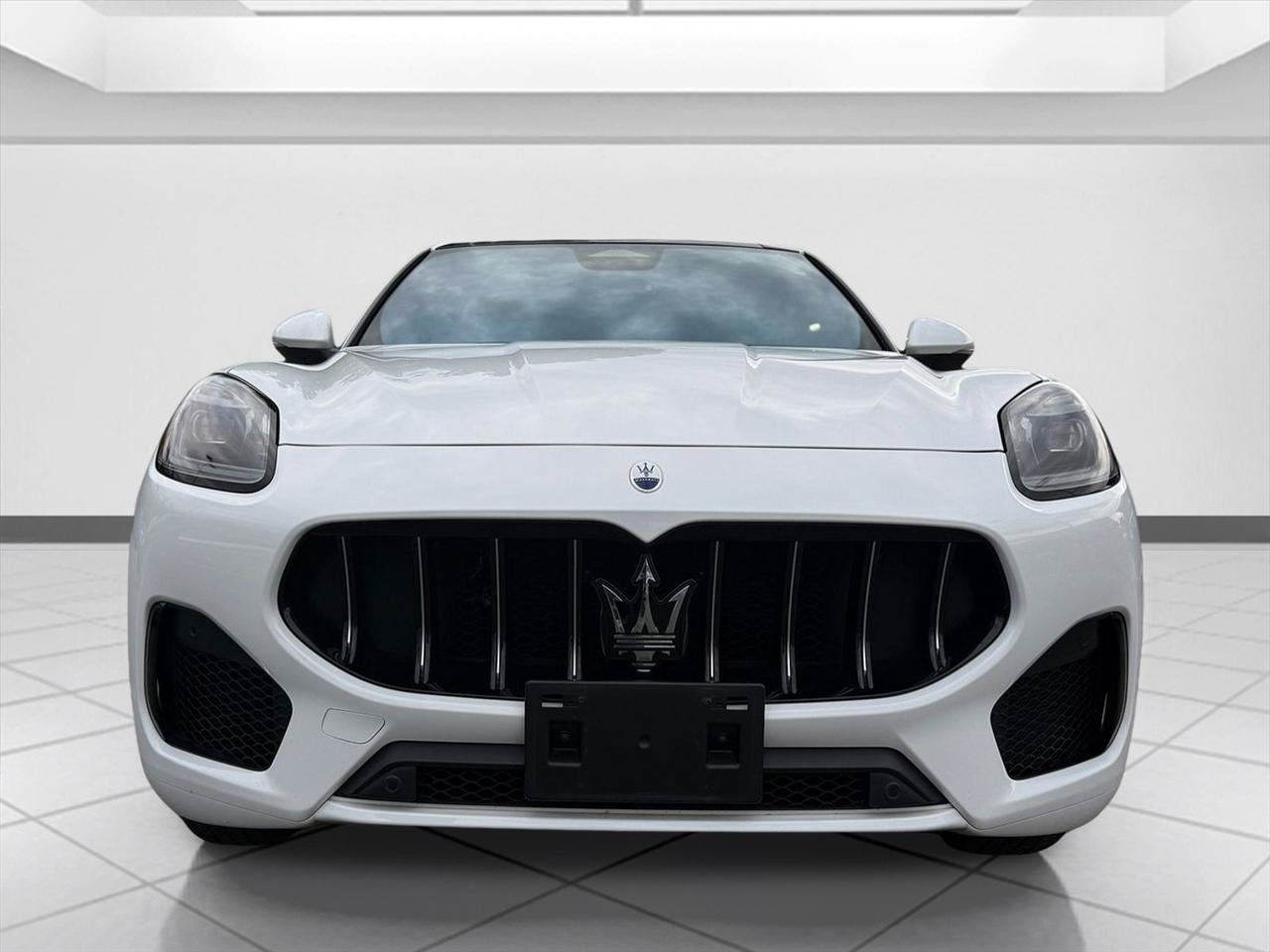 Used 2023 Maserati Grecale GT AWD/4WD image 4
