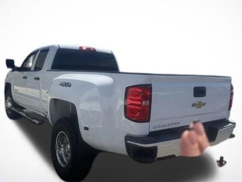 Used 2017 Chevrolet Silverado 3500 W/T w/ WT Convenience Package image 2