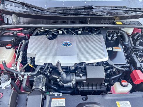 Used 2016 Toyota Prius Four Touring image 14