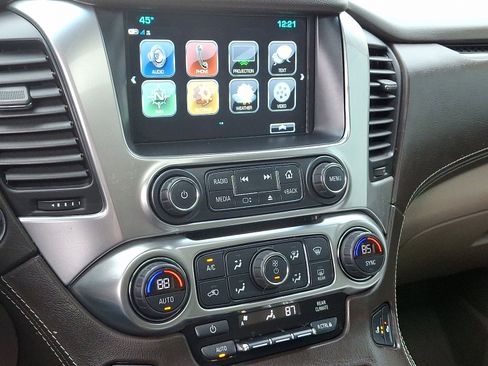 Used 2020 Chevrolet Tahoe LT image 23