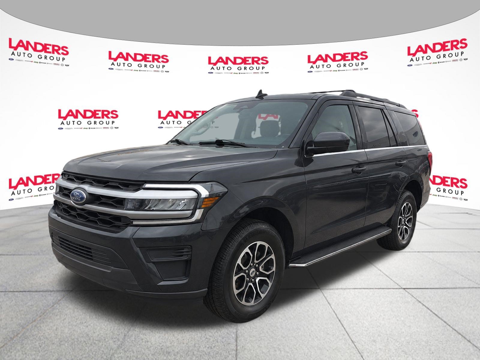 Certified 2022 Ford Expedition XLT RWD image 1