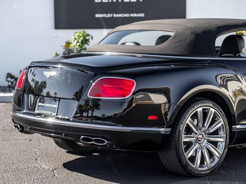 Used 2016 Bentley Continental GT image 14