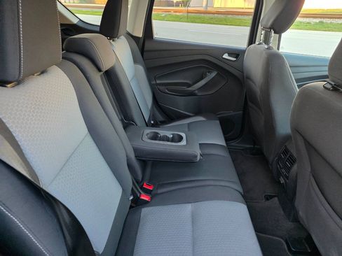 Used 2018 Ford Escape SE FWD image 23