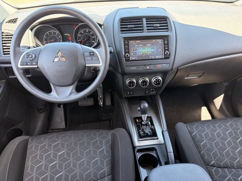 Used 2024 Mitsubishi Outlander Sport ES AWD/4WD image 15