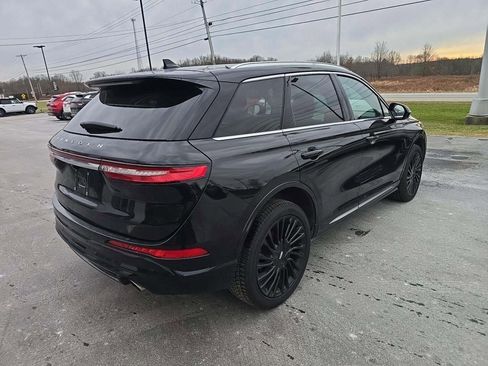 Used 2022 Lincoln Corsair Reserve image 6