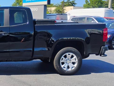 Used 2022 Chevrolet Colorado LT w/ Fleet Safety Package RWD image 5