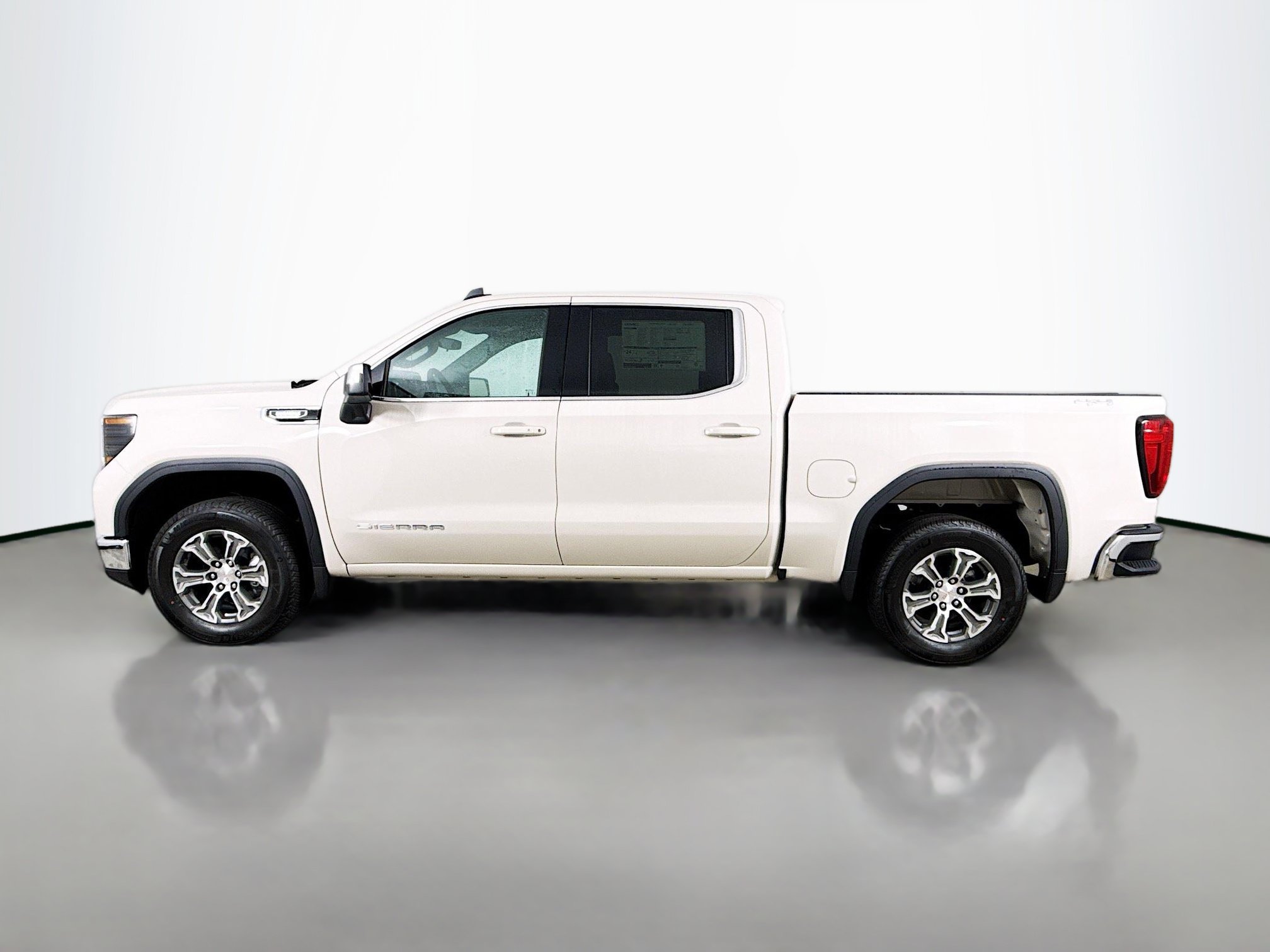 Certified 2026 GMC Sierra 1500 SLE AWD/4WD image 4